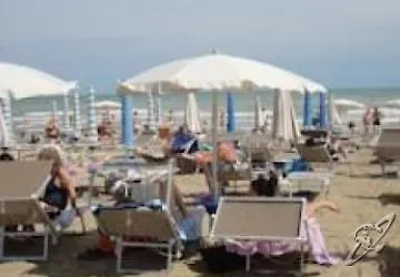 Hotel Marlisa Pier 2*